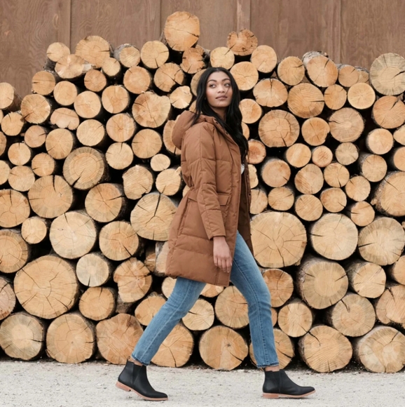 Nisolo Eva Chelsea Boot Black - Picture 4 of 9